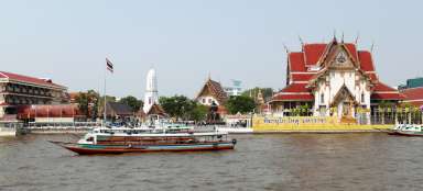 Crucero a Wat Arun