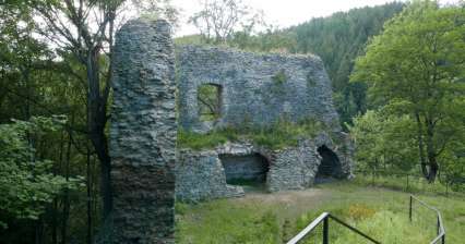 The ruins of the Návarov castle