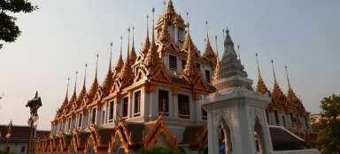 Tour de Wat Ratchanatdaram