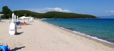 Playa Nea Roda y Komitsa