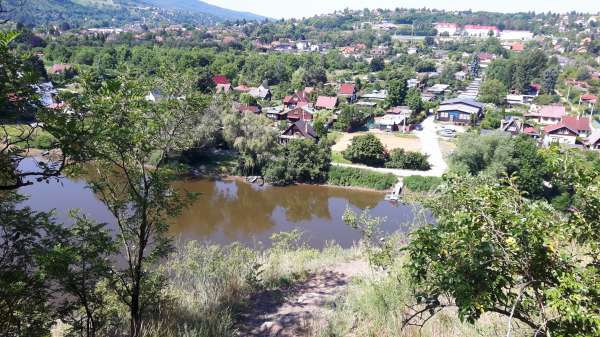 Vista do vale de Berounka