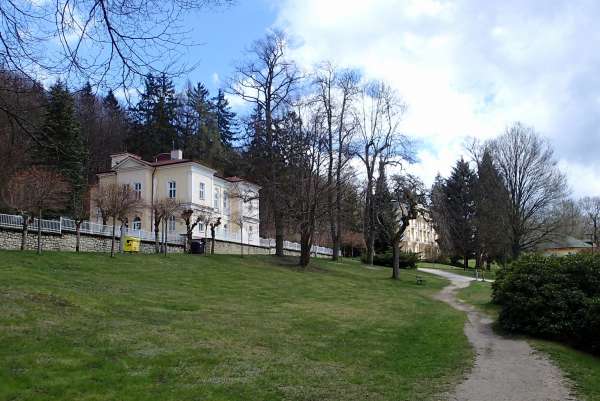 lázeňský park