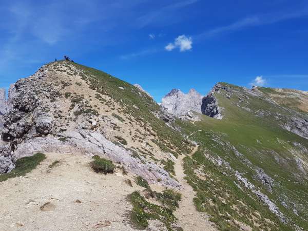 De camino a la cima del Col dala Piëres