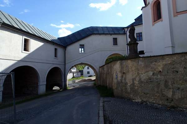 Corridoio di collegamento dal castello alla chiesa