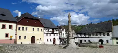 Martedì visita della città