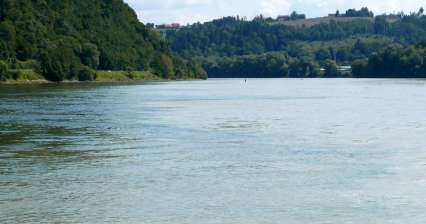 Confluencia del Danubio con la posada