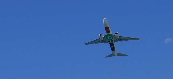 Opstijgen van vliegtuigen vanaf Samos International Airport (SMI)