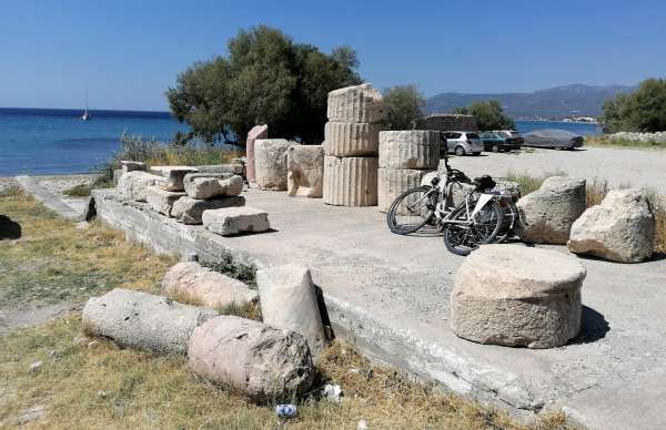 Monumentos antiguos en Pythagorio