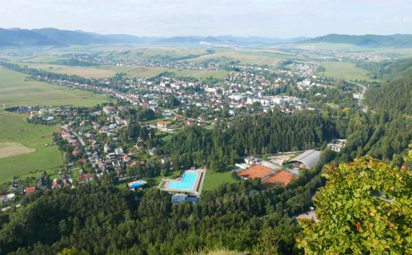 Blick auf Rájecké Teplice