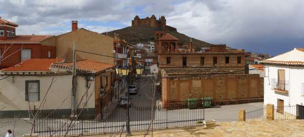 A tour of the town of La Calahorra: Accommodations