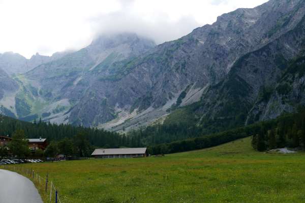 The end of the Falzthurntal valley