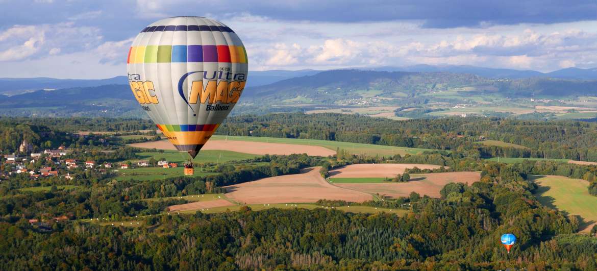 Lot balonem nad Czeskim Rajem - Czeski raj z lotu ptaka | Gigaplaces.com