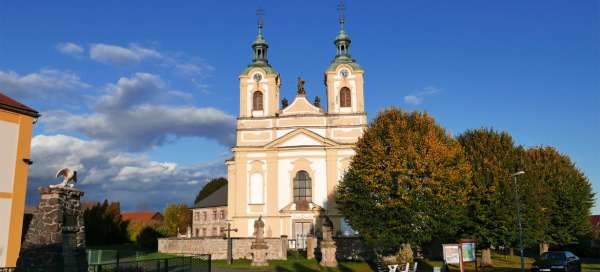 Iglesia de la Exaltación de St. Cruces en Ostružno: Clima y temporada