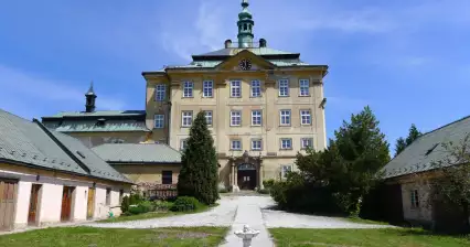 Jicineves Castle