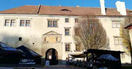 Castle and chateau Staré Hrady