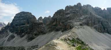 Blick auf den Monte Paterno (2.744 m ü. M.)