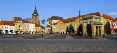 Самые красивые памятники Йичина