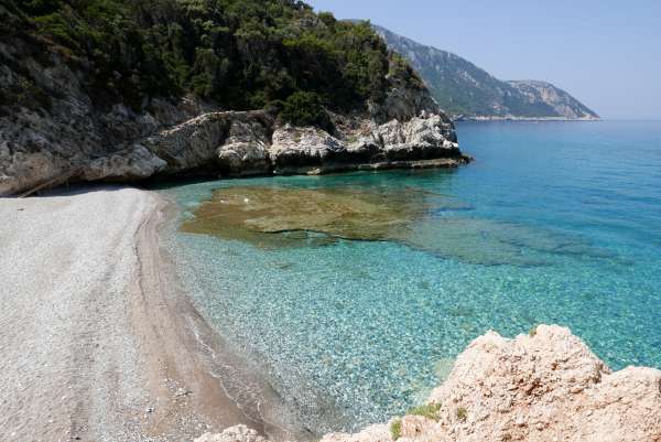 Plage de Mikro Seitani