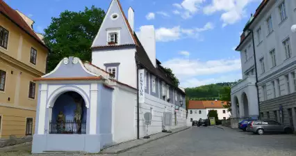 Výklenková kaple v Českém Krumlově