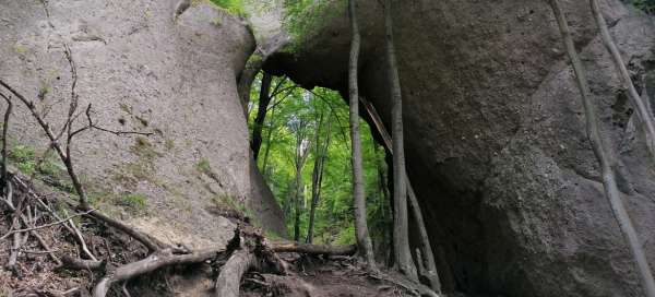 Randonnée à travers le trou Šarkaní et Obrovská brána: Météo et saison