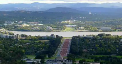 Mont Ainslie (842 m)