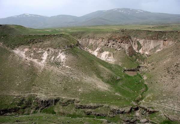 Valley of Tsalkotsajour