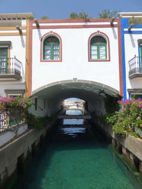 Visita al puerto de Puerto de Mogán - O Venecia en Gran Canaria |  Gigaplaces.com