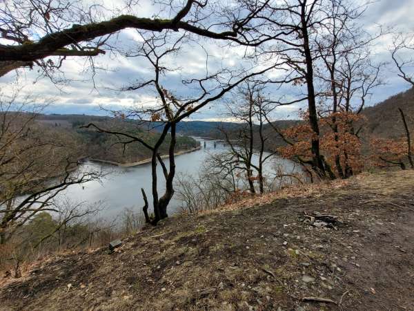 Felsiger Blick auf die Moldau