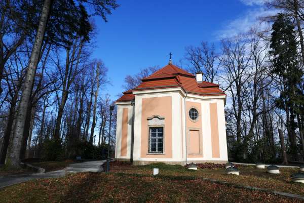 Hochberg Mausoleum