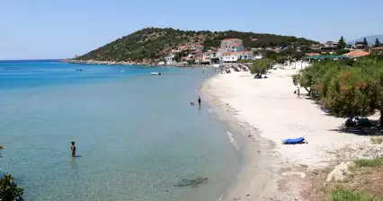 Viagem à Praia Psili Amos (Leste)