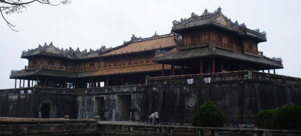 A tour of the Imperial City in Hue: Weather and season