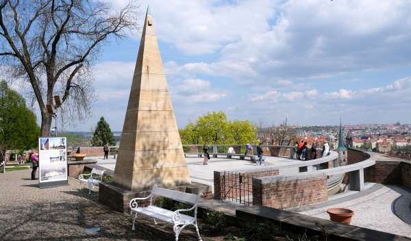 Plečnik's gezichtspunt met een obelisk