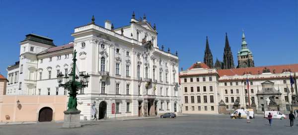 Een rondleiding op het Hradčany-plein: Accommodaties