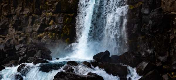 Öxarárfoss waterfall: Weather and season