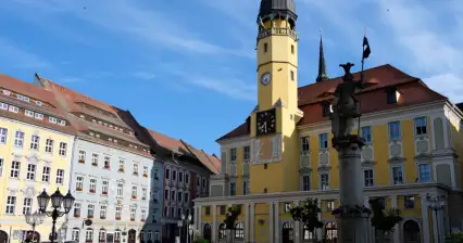 ブディシン市庁舎