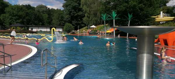 A visit to the Spreebad Bautzen swimming pool: Weather and season