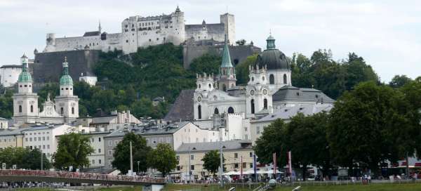 Collegiate church in Salzburg: Weather and season