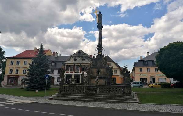Colonne de la peste à Jablonné à Podještědí
