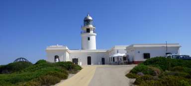 游览 Faro de Cavalleria 灯塔