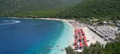 Antisamos beach