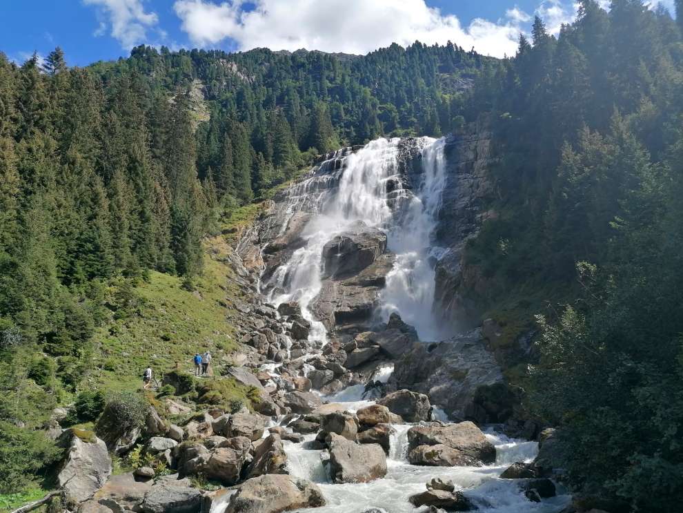 Cammina fino alla cascata Grawa - Escursione alla cascata più bella del  Tirolo | Gigaplaces.com