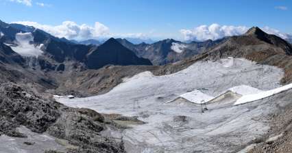 Aufstieg zum Aussichtspunkt TOP of Tyrol
