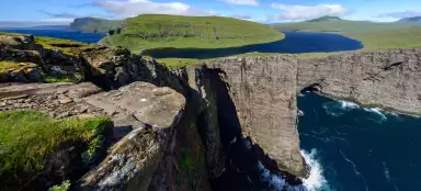 トラエラニパの崖へのハイキング