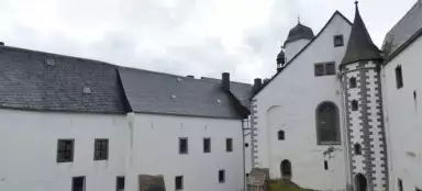 Wewnętrzny dziedziniec