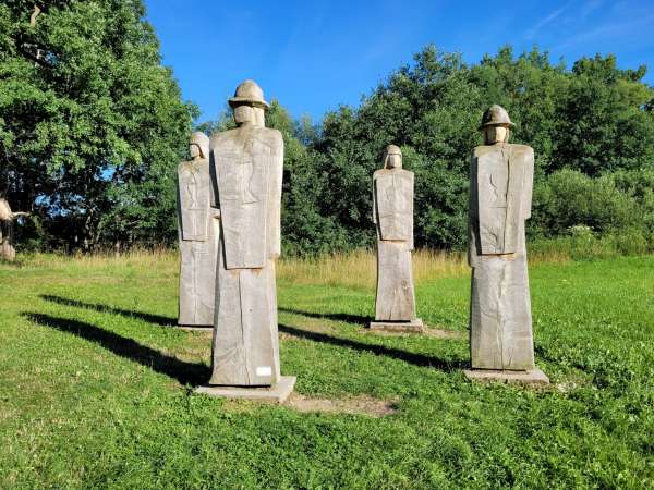 Statuen von Hussitenkämpfern