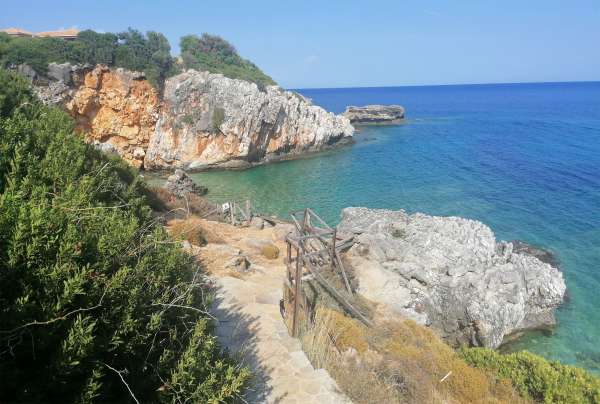 Strada per la spiaggia numero 1