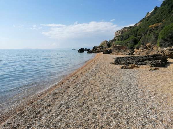 La parte más hermosa de la playa de Skala.