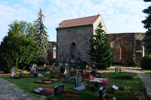 Nikolaifriedhof