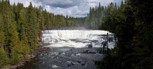 Dawson Falls (Canadá): Acomodações
