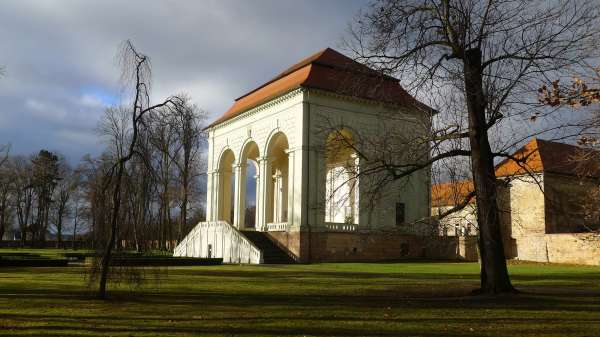 La loggia Wallenstein sotto una luce magica